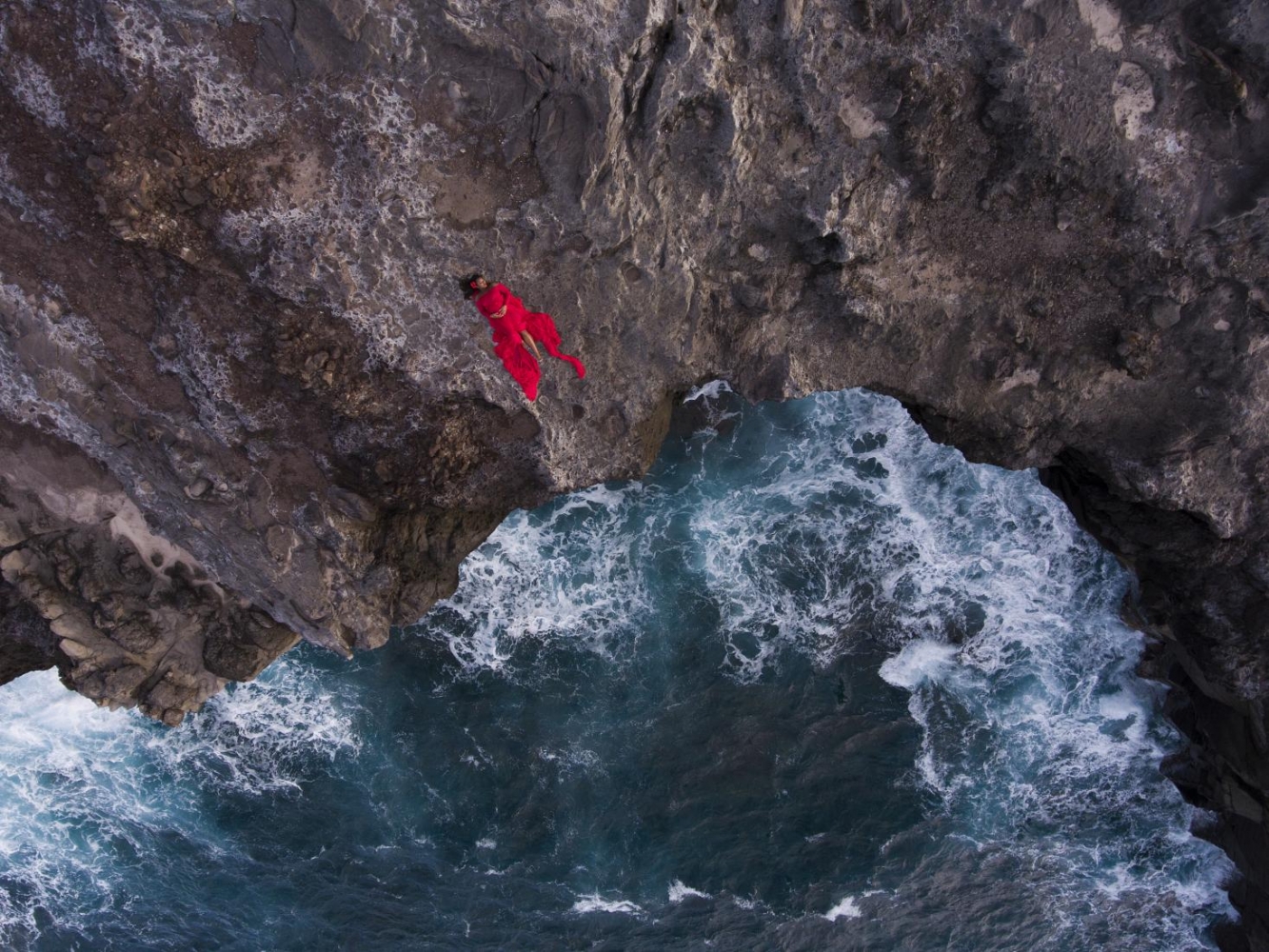 Maui Maternity Photographer, drone angle